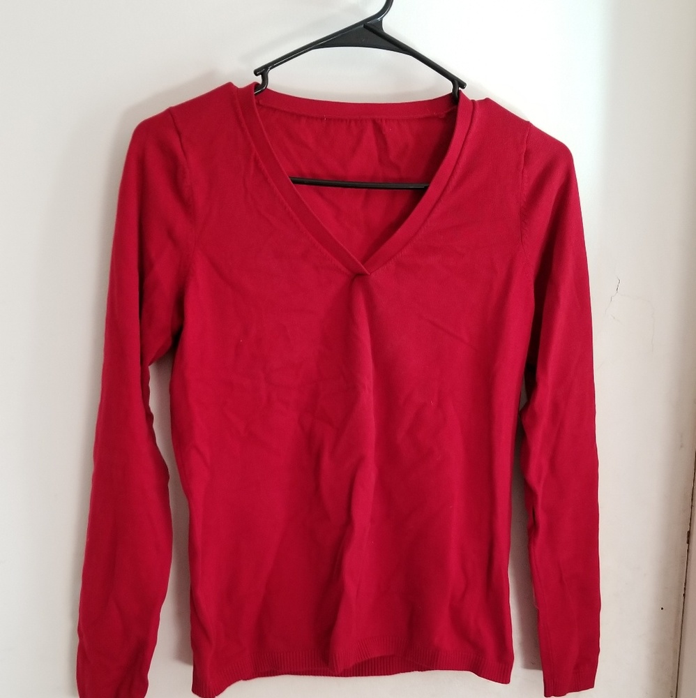 Long sleeve V-neck